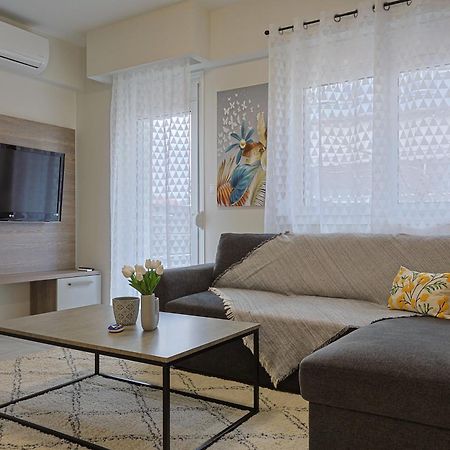 شقة Zeta-Garden Oasis & Private Parking By Optimum Link Kateríni المظهر الخارجي الصورة